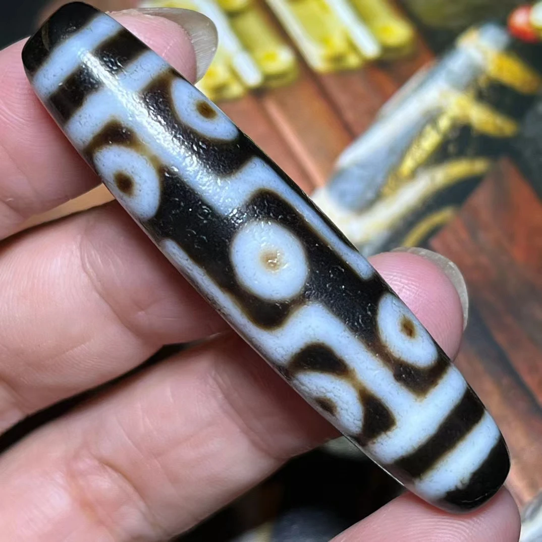 Nature Tibet Dzi Bead Pendant 9 Eyes Amulet Lucky Energy Mascot Old Chalcedony Hanging
Nature Tibet Dzi Bead Pendant 9 Eyes Amulet Lucky Energy Mascot Old Chalcedony Hanging