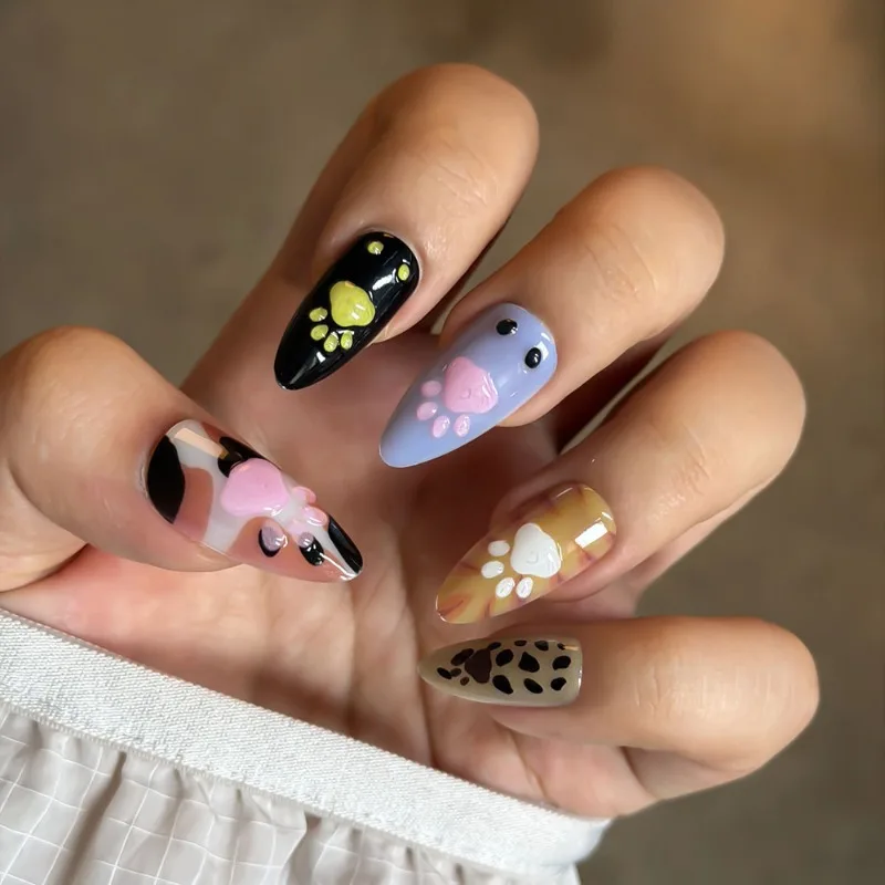 24Pcs Fake Nails Cute Cat Paw Prints Cartoon-Style Sweet Almond Shape Press-On Nails—Perfect As A Gift for Girls and Friends
24Pcs Fake Nails Cute Cat Paw Prints Cartoon-Style Sweet Almond Shape Press-On Nails—Perfect As A Gift for Girls and Friends