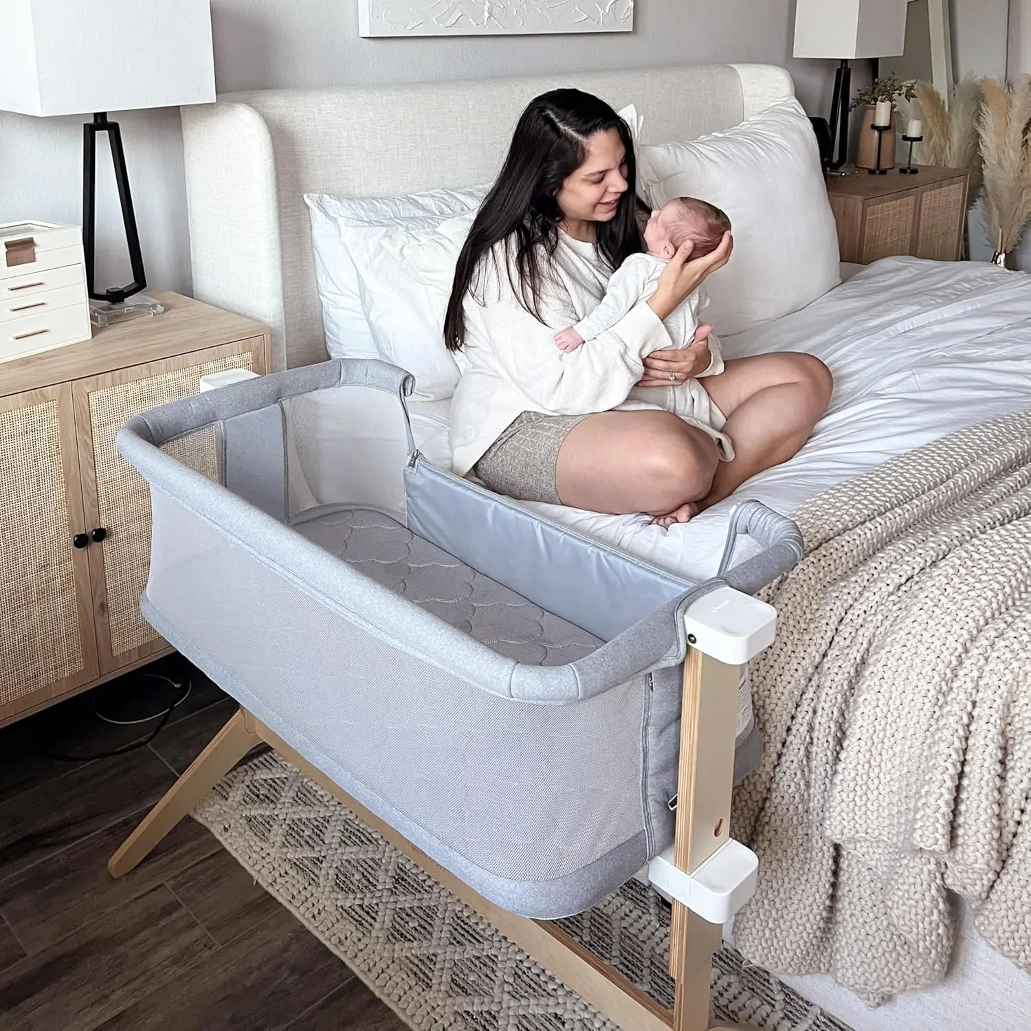 Bassinet & Bedside Sleeper with Mattress & Sheet - 100% Breathable & Washable, Removable Dual-Layer Cover | Solid Bi
Bassinet & Bedside Sleeper with Mattress & Sheet - 100% Breathable & Washable, Removable Dual-Layer Cover | Solid Bi