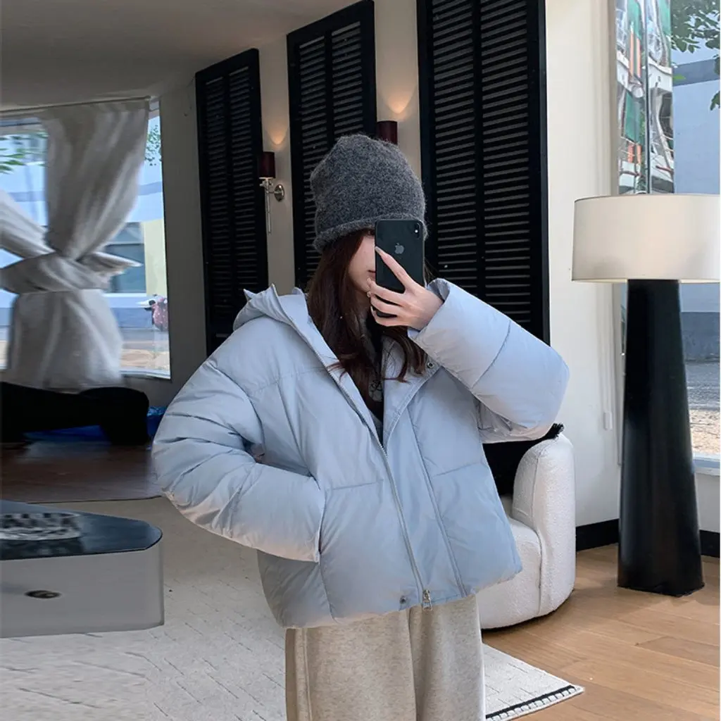 Женская короткая хлопковая куртка, зимняя утолщенная пуховая модная свободная утягивающая хлопковая верхняя одежда, Новое поступление, стильный дизайн
Женская короткая хлопковая куртка, зимняя утолщенная пуховая модная свободная утягивающая хлопковая верхняя одежда, Новое поступление, стильный дизайн