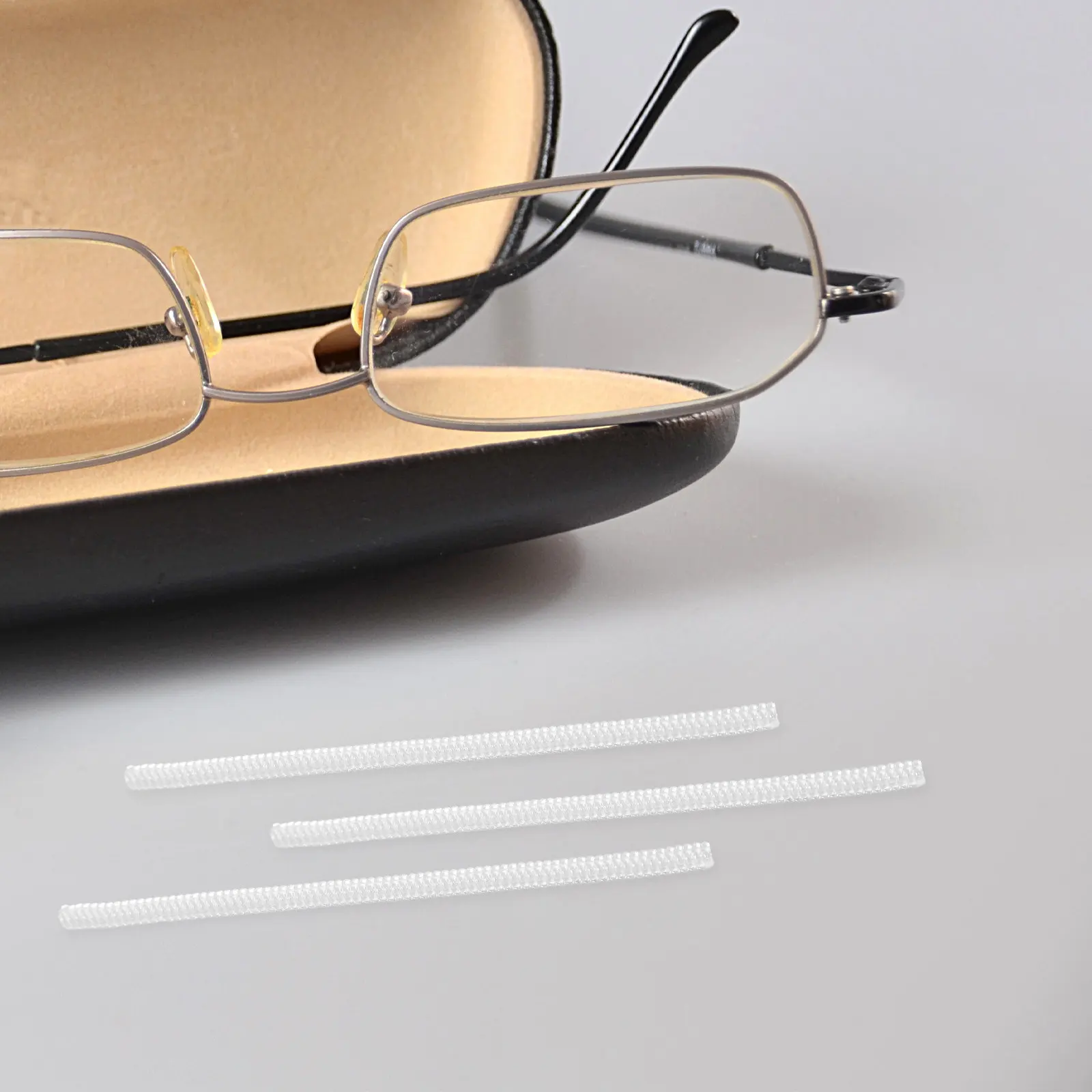 5Pcs Anti-Slip Eyeglass Temple Sleeves Soft Comfortable Non-Slip Glasses Arm Cushions for Sports Running Cycling Gym Clear
5Pcs Anti-Slip Eyeglass Temple Sleeves Soft Comfortable Non-Slip Glasses Arm Cushions for Sports Running Cycling Gym Clear