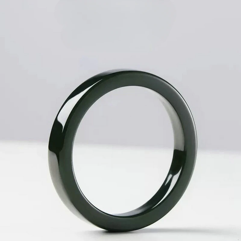 Квадратный черный нефритовый браслет из старого материала, черный, синий нефритовый браслет, Женский матовый
Квадратный черный нефритовый браслет из старого материала, черный, синий нефритовый браслет, Женский матовый