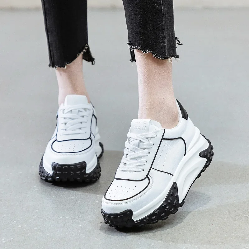 Krasovki 6cm 2024 Synthetic Cow Genuine Leather Women Wedge Breathable Female Casual High Brand Platform Chunky Sneakers Shoes
Krasovki 6cm 2024 Synthetic Cow Genuine Leather Women Wedge Breathable Female Casual High Brand Platform Chunky Sneakers Shoes