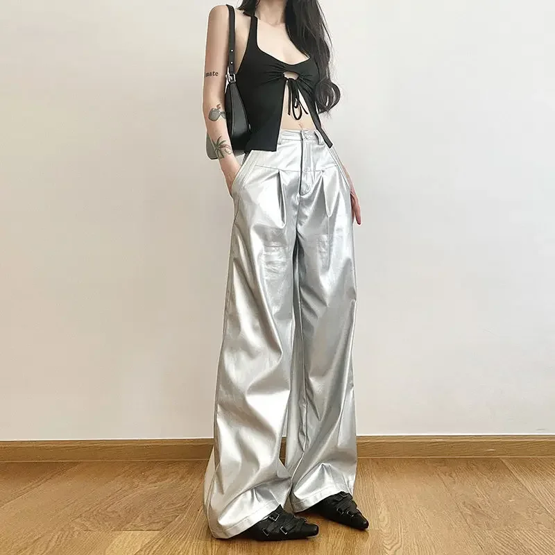 Y2k Gothic Punk Design Silver Shiny PU Leather Loose Draped Casual Trousers for Women Streetwear Straight Pants Baggy Pants Chic
Y2k Gothic Punk Design Silver Shiny PU Leather Loose Draped Casual Trousers for Women Streetwear Straight Pants Baggy Pants Chic