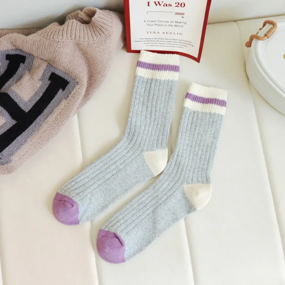 Retro Pure Cotton Middle Tube Socks Thickened Thick Needle Winter Socks Keep Warm Snow Boot Socks Gift
Retro Pure Cotton Middle Tube Socks Thickened Thick Needle Winter Socks Keep Warm Snow Boot Socks Gift