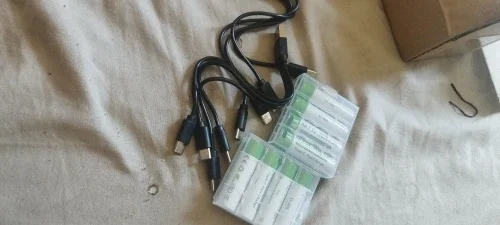 Li-ion AA and AAA Rechargeable Batteries USB Lithium-ion 3400mWh 1.5V AA Rechargeable Battery+800mWh 1.5V AAA Battery
Li-ion AA and AAA Rechargeable Batteries USB Lithium-ion 3400mWh 1.5V AA Rechargeable Battery+800mWh 1.5V AAA Battery