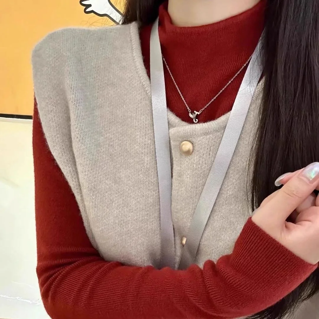 Ankela Red High Ne Knitted Long Sve Slim Fit Women's Base irt Autumn Winter Inner Wear High End Feeling Fufu Sweater
Ankela Red High Ne Knitted Long Sve Slim Fit Women's Base irt Autumn Winter Inner Wear High End Feeling Fufu Sweater