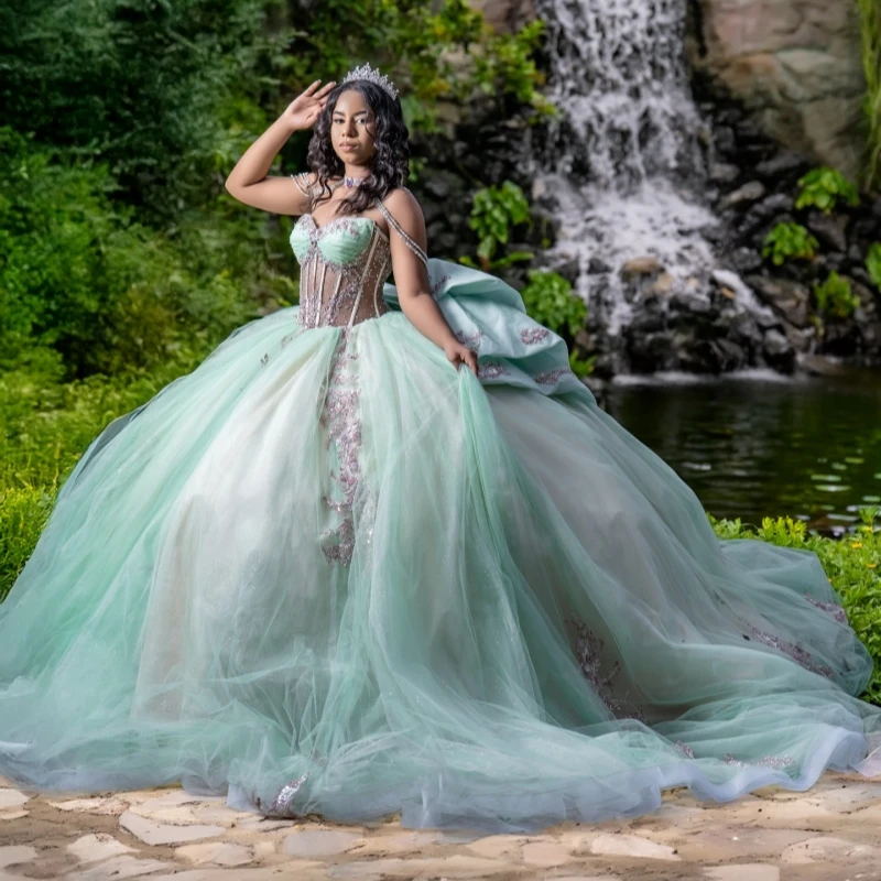 Green Quinceanera Dresses Off The Shoulder Applique Lace Beading Bow Tull Corset Party Birthday Sweet 16 Dress Vestidos 15 Anos
Green Quinceanera Dresses Off The Shoulder Applique Lace Beading Bow Tull Corset Party Birthday Sweet 16 Dress Vestidos 15 Anos