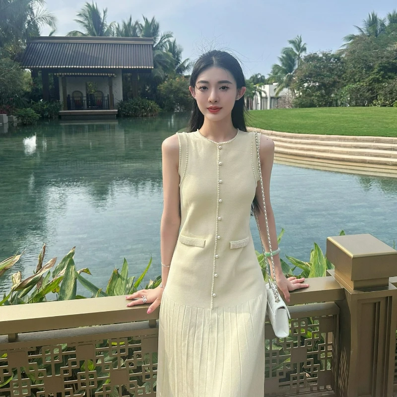 Women Pearls Long Dress Folds Sleeveless Slim Fit Dresses Spliced Round Neck Elegant Office Lady Solid Vestidos Summer
Women Pearls Long Dress Folds Sleeveless Slim Fit Dresses Spliced Round Neck Elegant Office Lady Solid Vestidos Summer