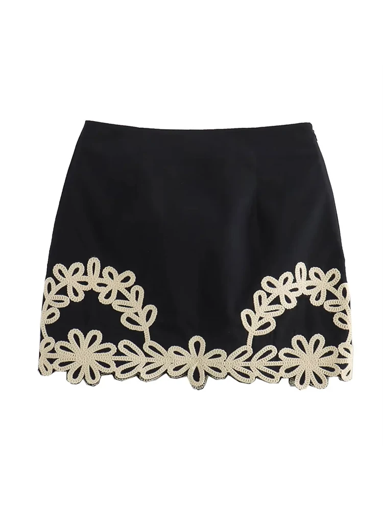 Girls Elegant Embroidery Decoration Summer Black Mini Skirt Womens 2024 Casual High Waist Straight Short Skirts
Girls Elegant Embroidery Decoration Summer Black Mini Skirt Womens 2024 Casual High Waist Straight Short Skirts
