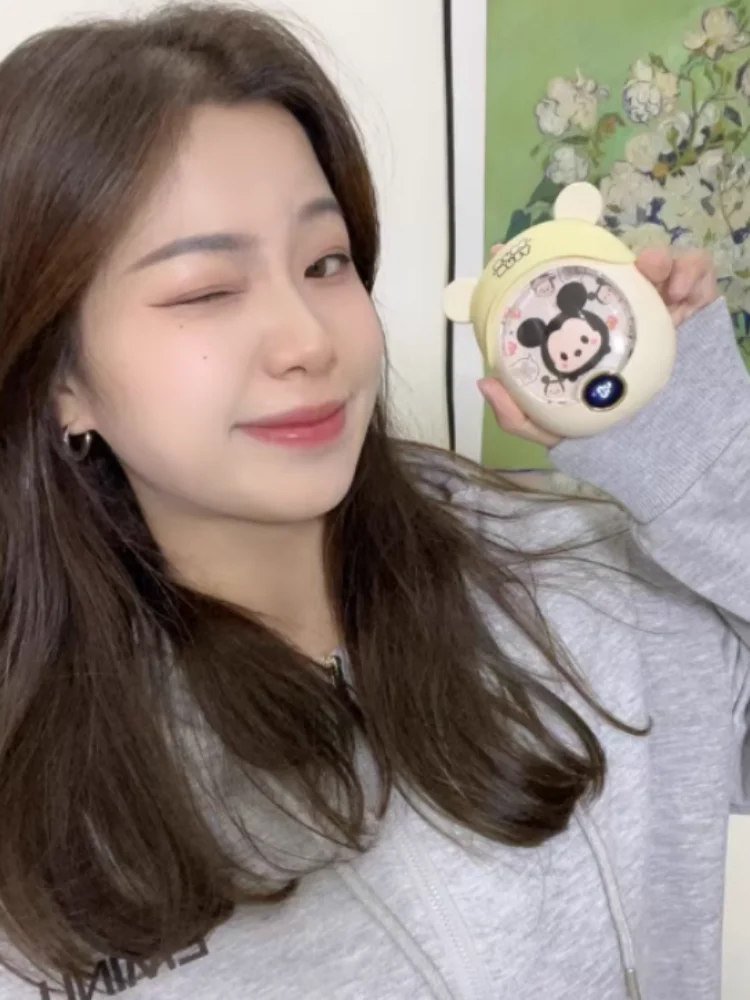 Disney Cartoon Mickey Minnie Lotso Cute Winter Fashionable High-Looking Portable Rechargeable Mini Hand Warmer for Schoolgirls
Disney Cartoon Mickey Minnie Lotso Cute Winter Fashionable High-Looking Portable Rechargeable Mini Hand Warmer for Schoolgirls