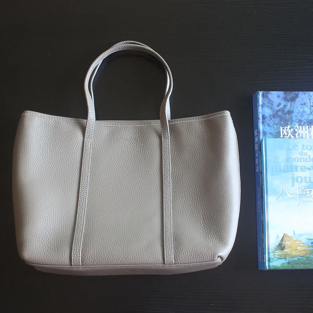 Сумка-тоут Relwaver из натуральной кожи, большая вместительная повседневная сумка, женская сумка из воловьей кожи высшего качества, модная простая сумка для отдыха
Сумка-тоут Relwaver из натуральной кожи, большая вместительная повседневная сумка, женская сумка из воловьей кожи высшего качества, модная простая сумка для отдыха