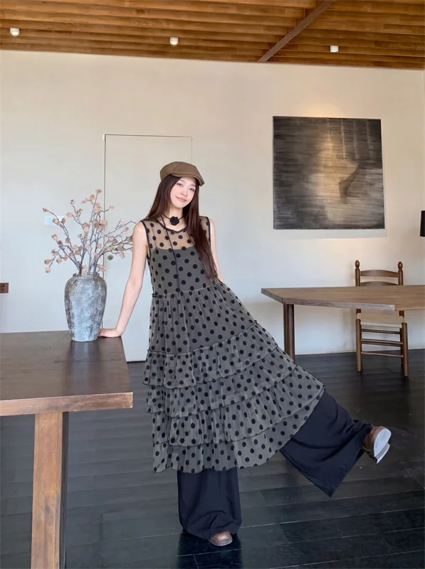 Black Polka Dot Mesh Vest Dress Korean Style Summer Casual Loose Wide Leg Pants Two Piece Set Women's Fashion Ensemble
Black Polka Dot Mesh Vest Dress Korean Style Summer Casual Loose Wide Leg Pants Two Piece Set Women's Fashion Ensemble