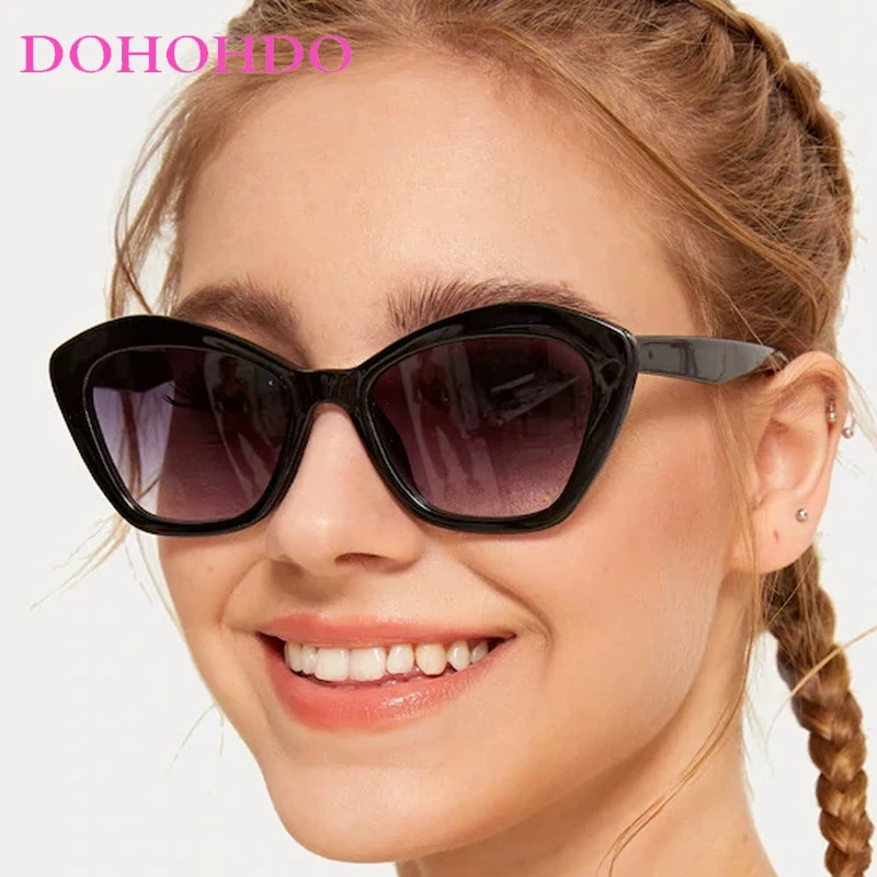 Fashion Sexy Cat Eye Women Sunglasses Luxury Designer Brand Summer Sun Glasses Men Drive Travel Shade Punk Eyewear UV400 Female
Fashion Sexy Cat Eye Women Sunglasses Luxury Designer Brand Summer Sun Glasses Men Drive Travel Shade Punk Eyewear UV400 Female