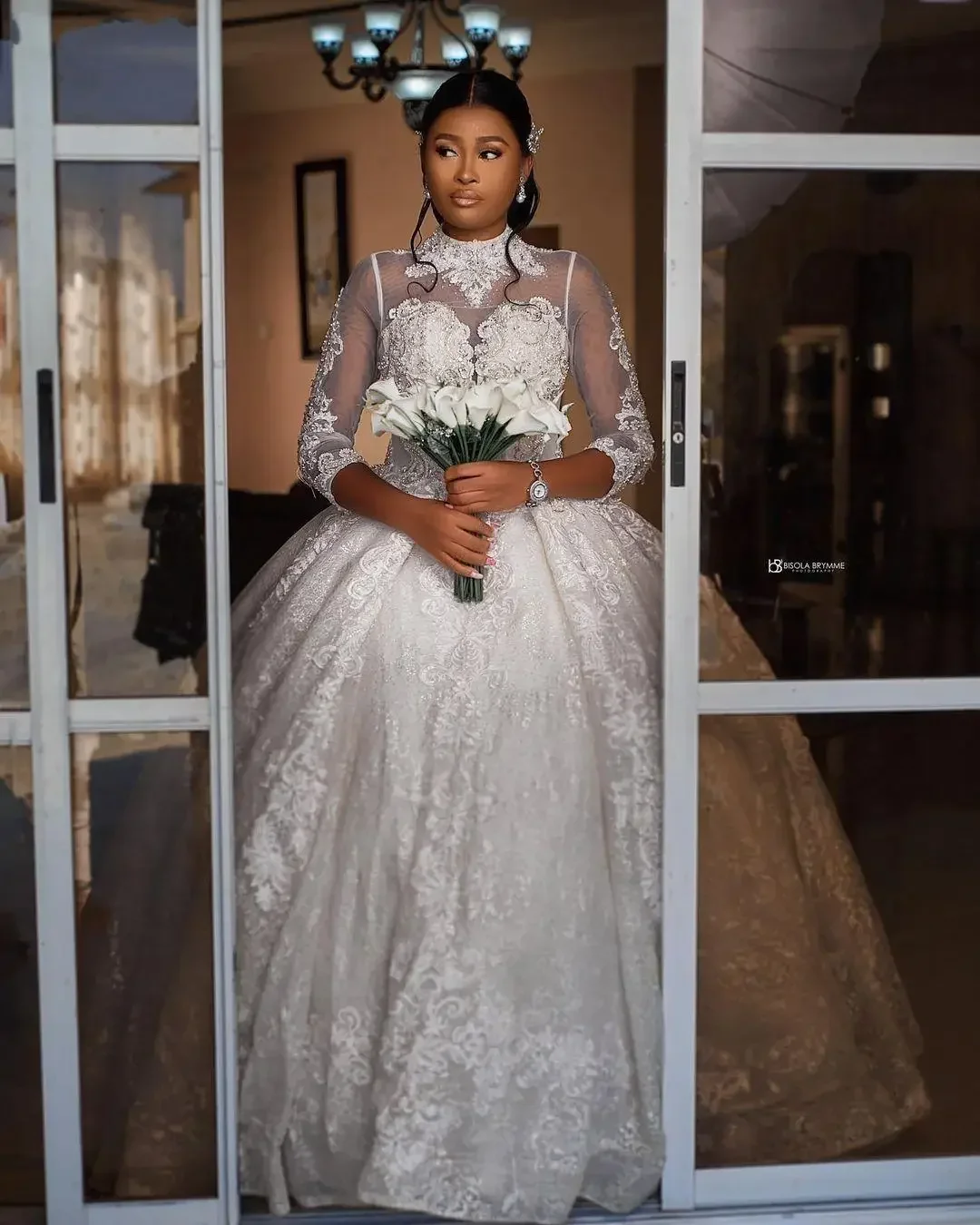 Customized Appliques Crystals Beads Wedding Dress Plus Size Robe De Mariée Casamento Illusion 3/4 Sleeves Bridal Gown
Customized Appliques Crystals Beads Wedding Dress Plus Size Robe De Mariée Casamento Illusion 3/4 Sleeves Bridal Gown