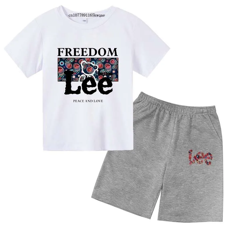 Children's Creative Original Summer Casual Wear 2 Pieces Short Sleeve Shorts Sportswear 3-14 years old boy and girl clothing set
Children's Creative Original Summer Casual Wear 2 Pieces Short Sleeve Shorts Sportswear 3-14 years old boy and girl clothing set