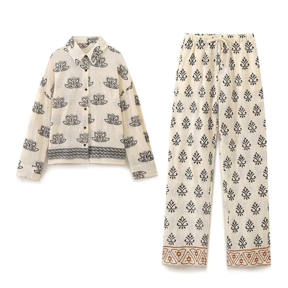 PB&ZA2025 Summer new women's clothing design versatile embroidered long pants temperament long sleeved lapel shirt set
PB&ZA2025 Summer new women's clothing design versatile embroidered long pants temperament long sleeved lapel shirt set