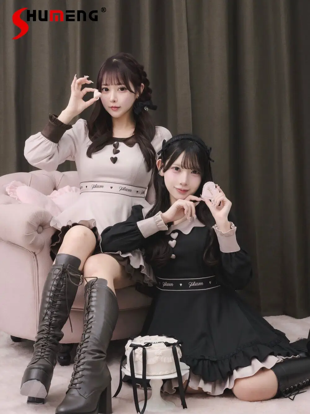 Japanese Sweet Cute Girl's Heart Buckle Bow Dress Round Neck Long Sleeve High Waist A-line Short Dress for Women Summer 2026
Japanese Sweet Cute Girl's Heart Buckle Bow Dress Round Neck Long Sleeve High Waist A-line Short Dress for Women Summer 2026