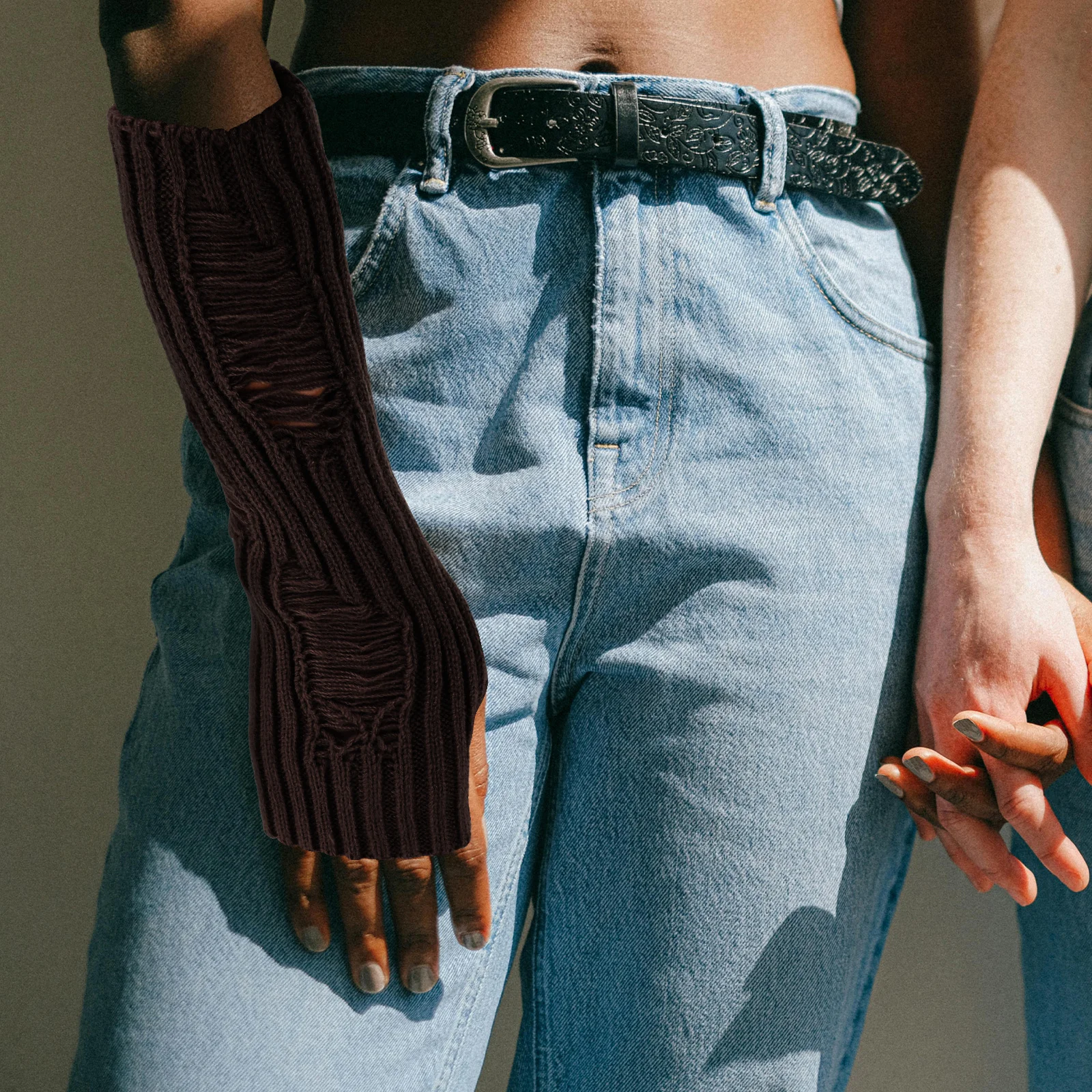 2Pairs Fingerless Gloves Women's Punk Knit Arm Warmers Sleeves Holes Soft Warm Long Mittens for Autumn Winter Cold Weather 
2Pairs Fingerless Gloves Women's Punk Knit Arm Warmers Sleeves Holes Soft Warm Long Mittens for Autumn Winter Cold Weather