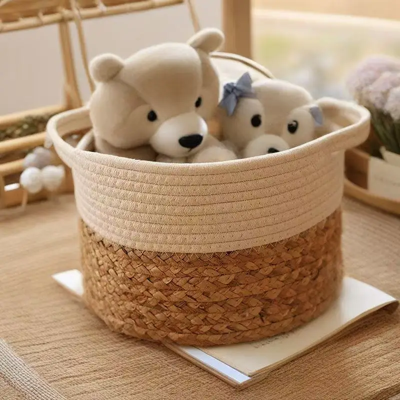 Cotton thread storage basket, bedroom storage basket, cotton thread, linen splicing, dirty clothes basket, snack storage basket
Cotton thread storage basket, bedroom storage basket, cotton thread, linen splicing, dirty clothes basket, snack storage basket