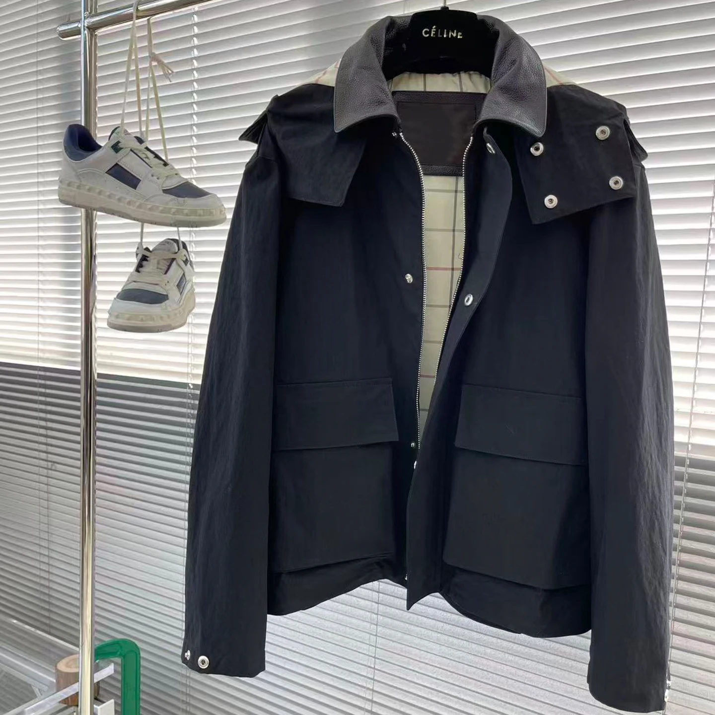 Italian LP 25aw Outdoor Casual Windproof Removable Hooded Jacket
Italian LP 25aw Outdoor Casual Windproof Removable Hooded Jacket