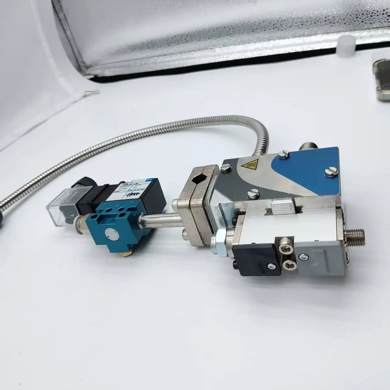 Новая модель 2026 года: автоматический клеевой пистолет 8503925 с регулируемой температурой, подходит для распыления термоклея
Новая модель 2026 года: автоматический клеевой пистолет 8503925 с регулируемой температурой, подходит для распыления термоклея