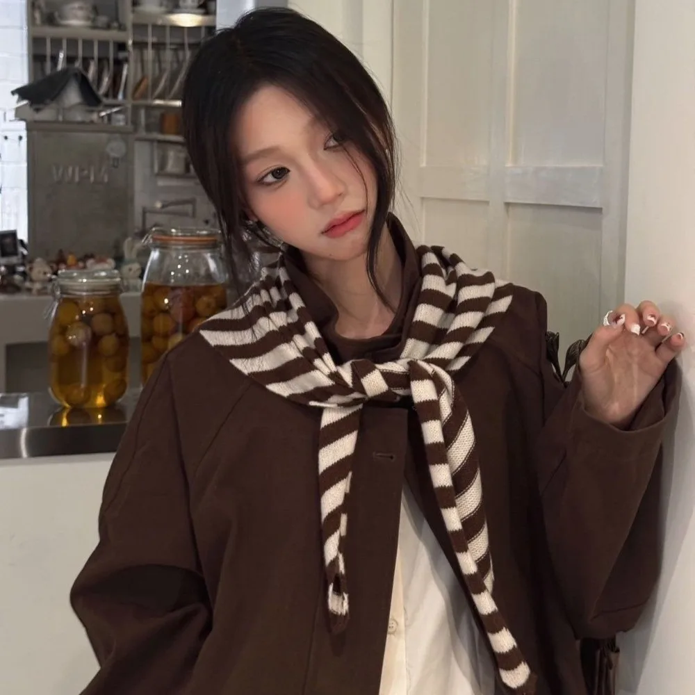 New Striped Knitted Triangular Scarf Multi-functional Soft Shawl Imitation Wool Coldproof Headscarf Autumn and Winter
New Striped Knitted Triangular Scarf Multi-functional Soft Shawl Imitation Wool Coldproof Headscarf Autumn and Winter