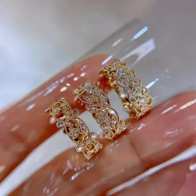 Light luxury texture vintage carved rings for women Exquisite inlay crystal lace weave design ring banquet jewelry adjustment
Light luxury texture vintage carved rings for women Exquisite inlay crystal lace weave design ring banquet jewelry adjustment