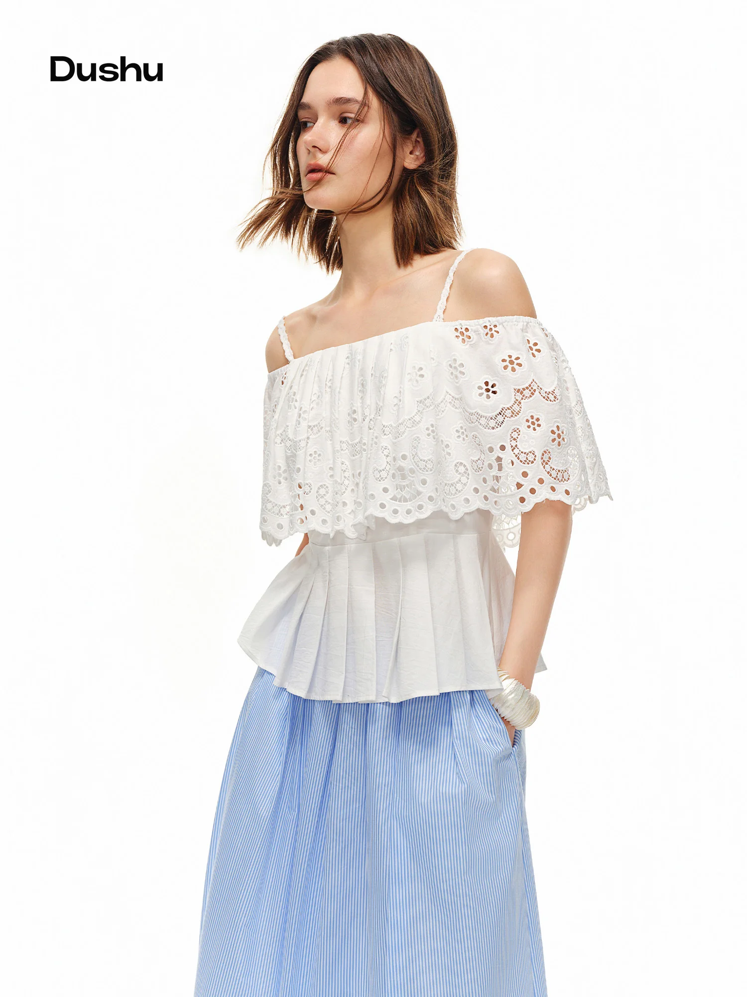 DUSHU Women's 'Coco Echo' French Lace Embroidered Off-the-Shoulder Cropped Top - Summer 2026 New Arrival Fashion Shirts Pillover
DUSHU Women's 'Coco Echo' French Lace Embroidered Off-the-Shoulder Cropped Top - Summer 2026 New Arrival Fashion Shirts Pillover