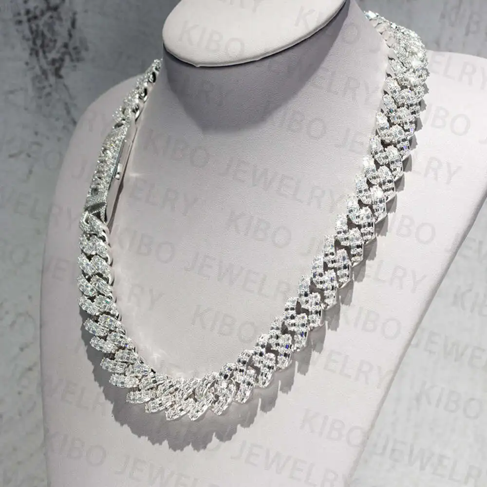 Iced Out for Mens Necklace Silver Chains Baguette Cut Moissanite Diamond 18mm Vvs Moissanite Cuban Link Chain
Iced Out for Mens Necklace Silver Chains Baguette Cut Moissanite Diamond 18mm Vvs Moissanite Cuban Link Chain