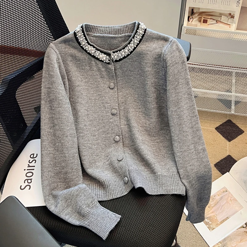 Fashion Beading Pearls Knitted Sweater Cardigans Autumn Winter Grey Long Sleeve Single-breasted Sweaters Casual Knitwear
Fashion Beading Pearls Knitted Sweater Cardigans Autumn Winter Grey Long Sleeve Single-breasted Sweaters Casual Knitwear