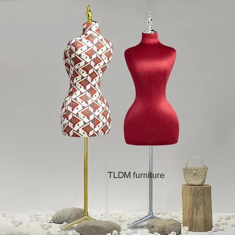 Large-size Half-length Cloth Mannequins European Clothing Store Sexy Figure Display Stand Female Half-length Fake Mannequin C
Large-size Half-length Cloth Mannequins European Clothing Store Sexy Figure Display Stand Female Half-length Fake Mannequin C
