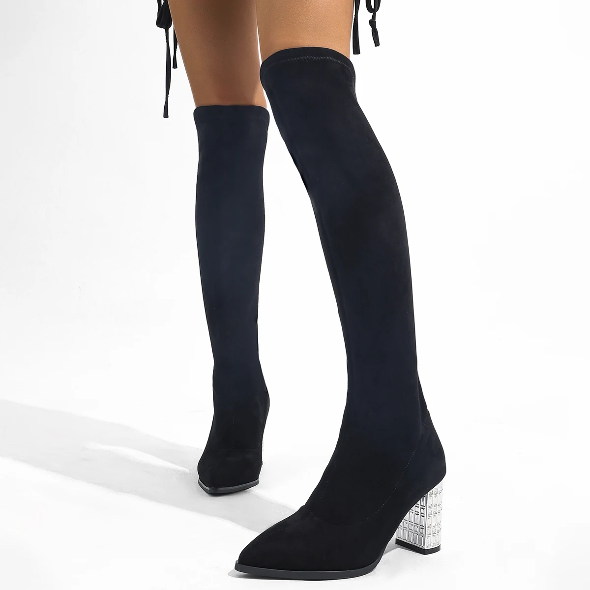 Новинка 2023, осенние и зимние сапоги с острым носком, элитные черные высокие сапоги, сапоги на высоком каблуке 
Новинка 2023, осенние и зимние сапоги с острым носком, элитные черные высокие сапоги, сапоги на высоком каблуке