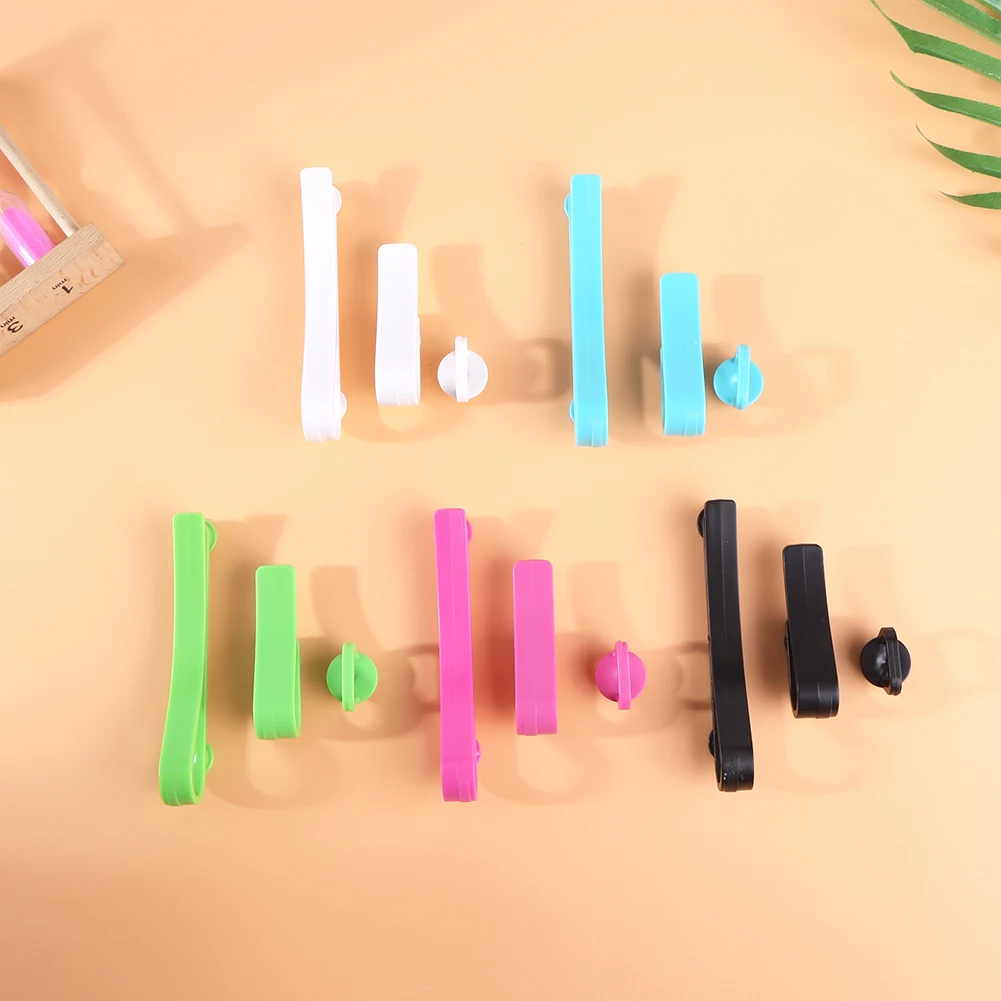3Pcs/Set Storage Hooks Multi-Purpose Plastics Hooks Key Holder Organizer for Bogg Bag Hanging Keys Sunglasses
3Pcs/Set Storage Hooks Multi-Purpose Plastics Hooks Key Holder Organizer for Bogg Bag Hanging Keys Sunglasses