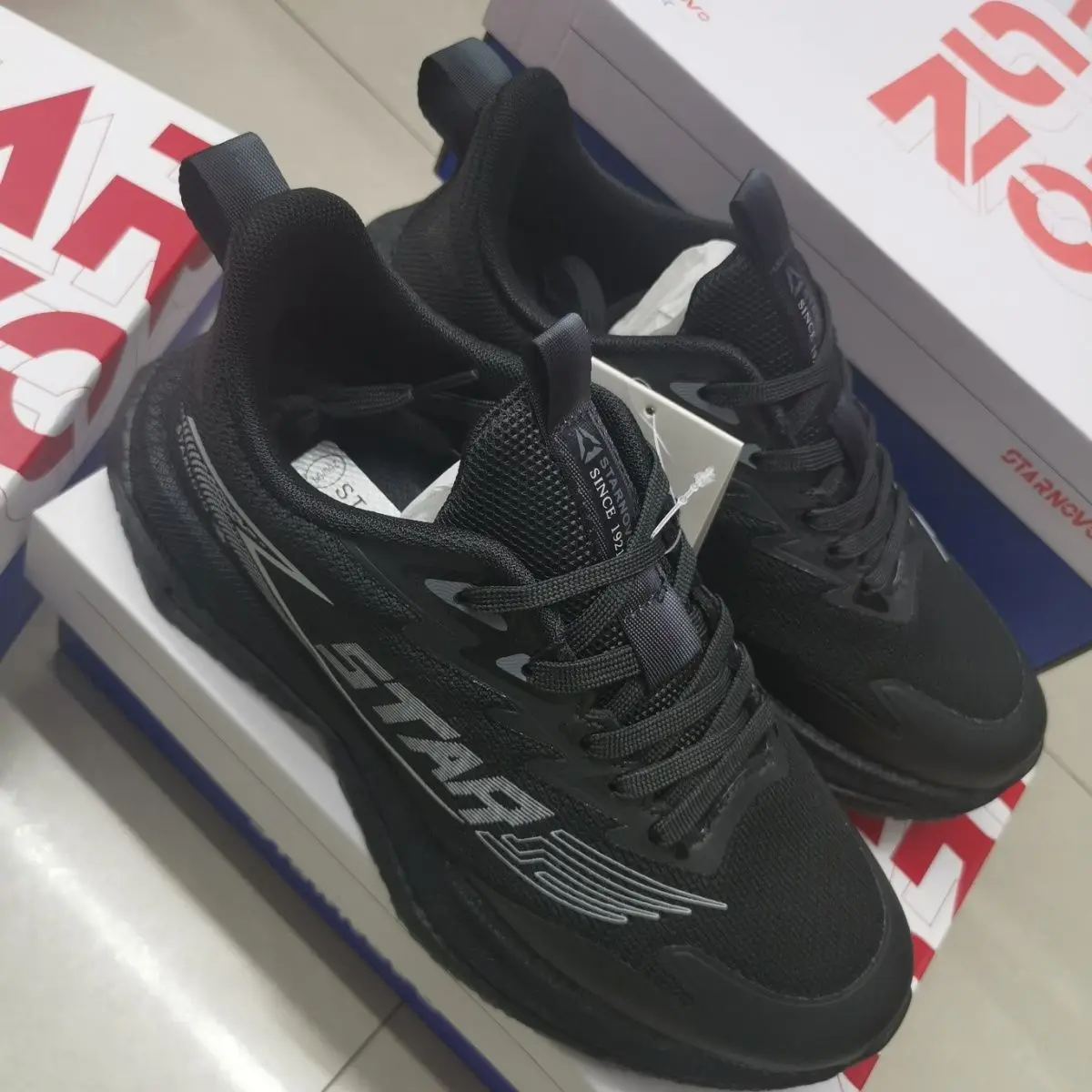 Men's spring and summer soft sole breathable mesh non-slip and wear-resistant running shoes outdoor casual low-top women's shoes
Men's spring and summer soft sole breathable mesh non-slip and wear-resistant running shoes outdoor casual low-top women's shoes