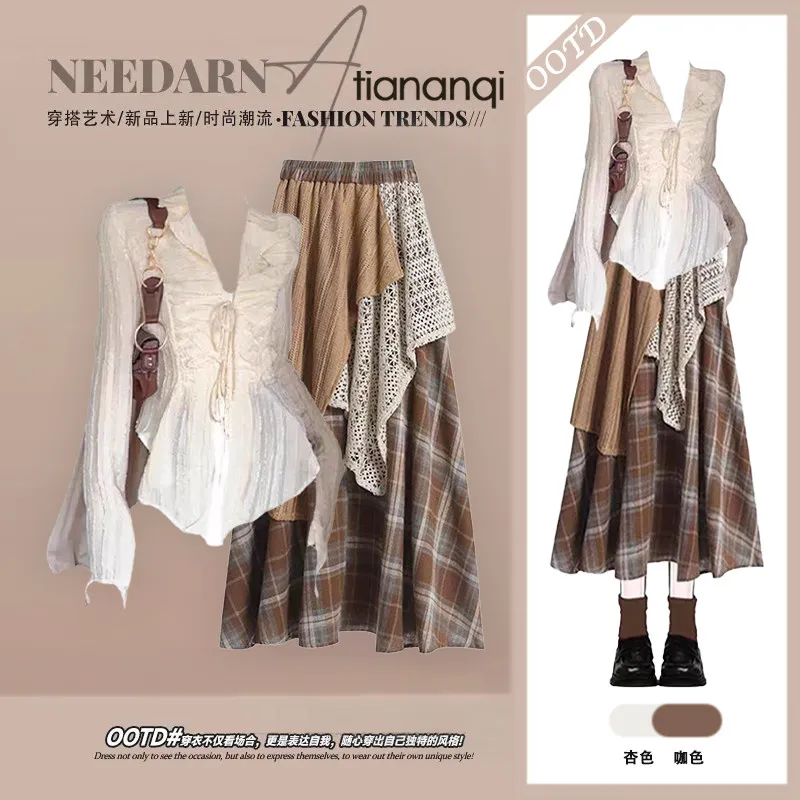 Spring and Summer New Korean Style Design Shirt Top+retro High Waist Slimming Plaid Skirt Two-piece Set
Spring and Summer New Korean Style Design Shirt Top+retro High Waist Slimming Plaid Skirt Two-piece Set