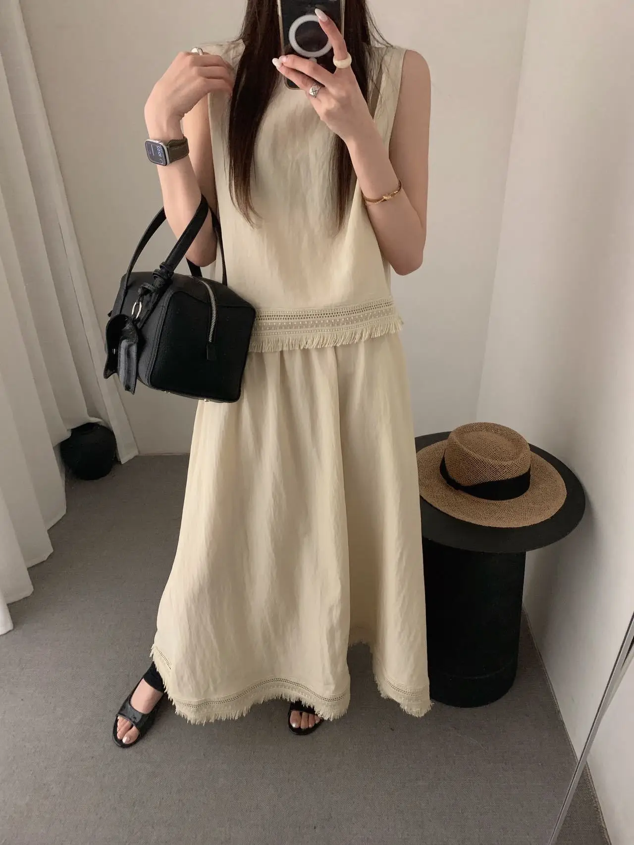 Slimming Effect Shirt Skirt Set Simple Versatile Summer Women's Fashion Two-Piece Suit without Sleeve Brand Legacy Bone
Slimming Effect Shirt Skirt Set Simple Versatile Summer Women's Fashion Two-Piece Suit without Sleeve Brand Legacy Bone