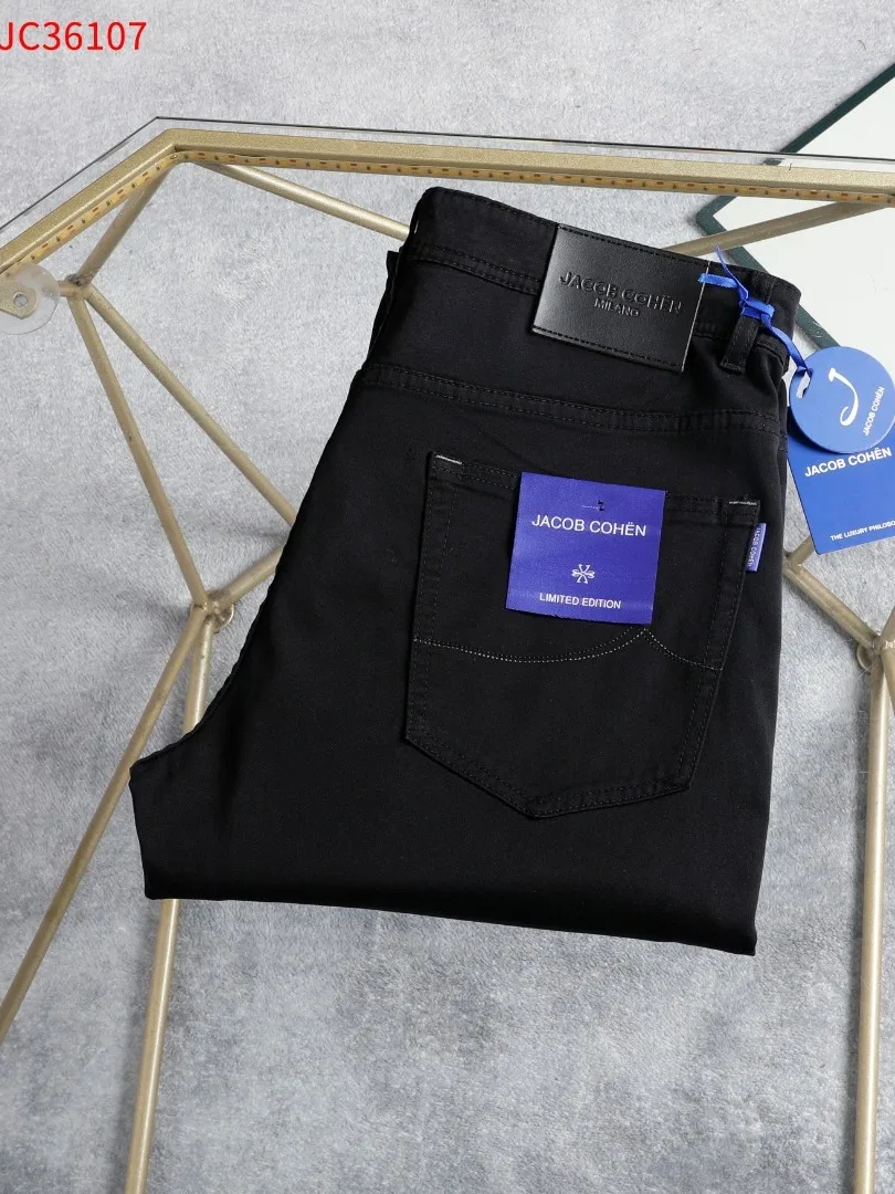 Busin Casual Men's Denim Jeans Straight Leg 3042 Size Luxury Lightweight Classic Sle mid Waist Zipper Closure All Seasons
Busin Casual Men's Denim Jeans Straight Leg 3042 Size Luxury Lightweight Classic Sle mid Waist Zipper Closure All Seasons