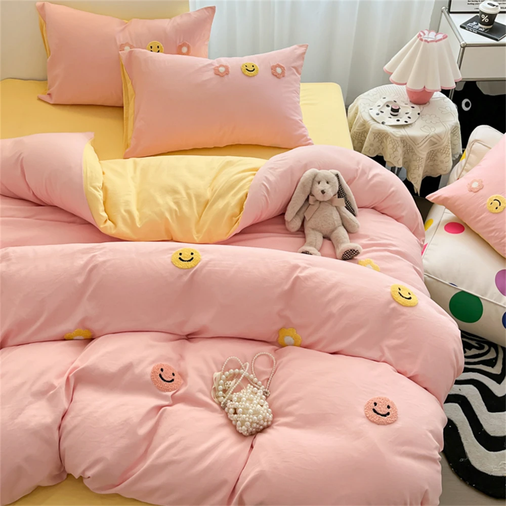 Ins Cartoon Bedding Set Towel Embroidery Duvet Cover Queen Twin Full Size Bed Flat Sheet Quilt Cover Pillowcases Four-Piece Set
Ins Cartoon Bedding Set Towel Embroidery Duvet Cover Queen Twin Full Size Bed Flat Sheet Quilt Cover Pillowcases Four-Piece Set