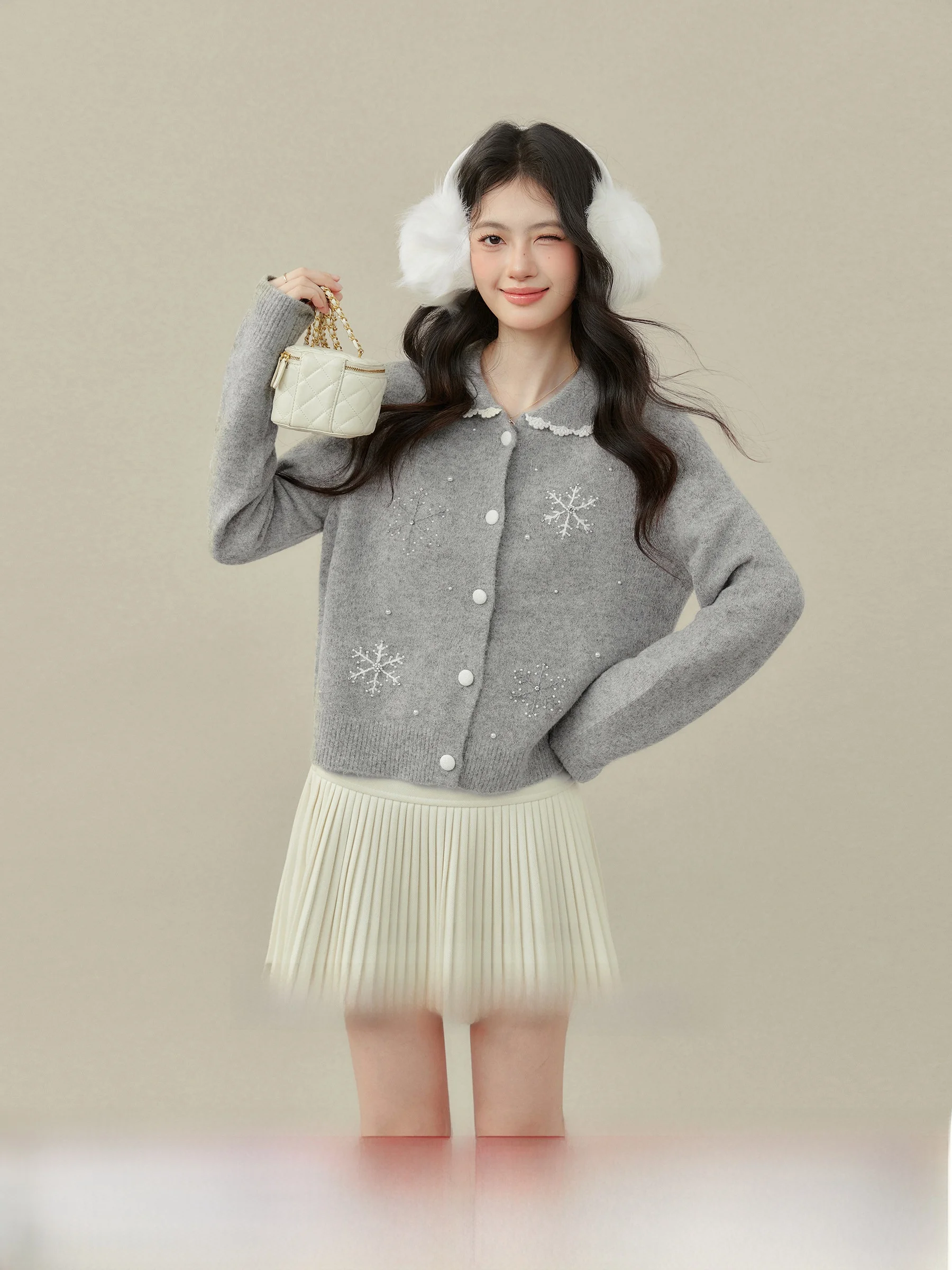 Snowy Dr Tour Embroidered Sweater Coat for Plump Women Casual Sle Long Sve Pearl Decorated Inner Wear ey Top
Snowy Dr Tour Embroidered Sweater Coat for Plump Women Casual Sle Long Sve Pearl Decorated Inner Wear ey Top