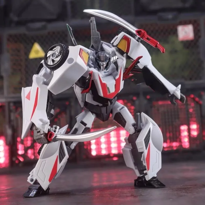 Трансформирующаяся игрушка APC IDW Wheeljack Autobot с комплектом аксессуаров, японская версия, подвижная фигурка робота, модель для мальчиков, подарок
Трансформирующаяся игрушка APC IDW Wheeljack Autobot с комплектом аксессуаров, японская версия, подвижная фигурка робота, модель для мальчиков, подарок