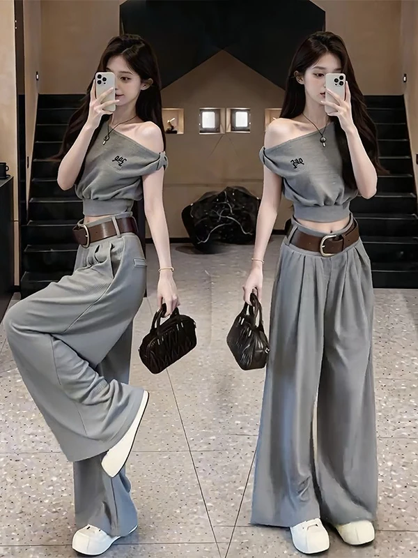 Korean Style Slimming Fashion Set Women's Summer New Design Shoulder Exposure Top High Waist Wide Leg Pants Two Piece Set
Korean Style Slimming Fashion Set Women's Summer New Design Shoulder Exposure Top High Waist Wide Leg Pants Two Piece Set