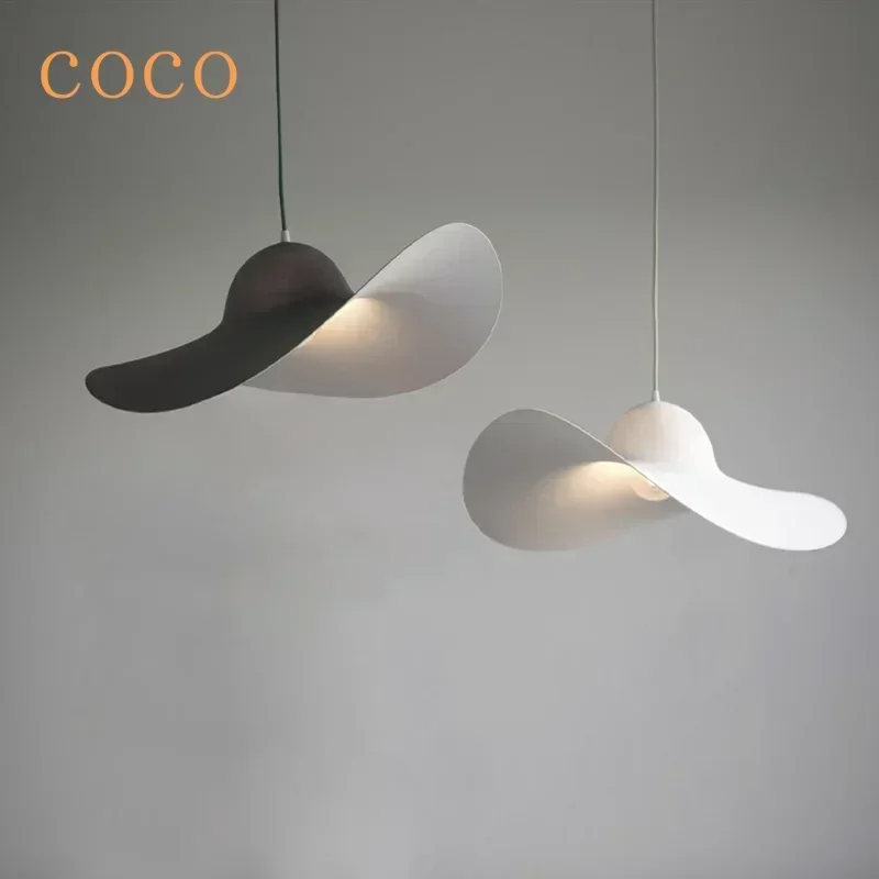Nordic Creative Hat-Shaped Pendant Lamp LED Modern Minimalist Living Room Bar Desk Lamp Bedroom Restaurant Lamp Lighting
Nordic Creative Hat-Shaped Pendant Lamp LED Modern Minimalist Living Room Bar Desk Lamp Bedroom Restaurant Lamp Lighting