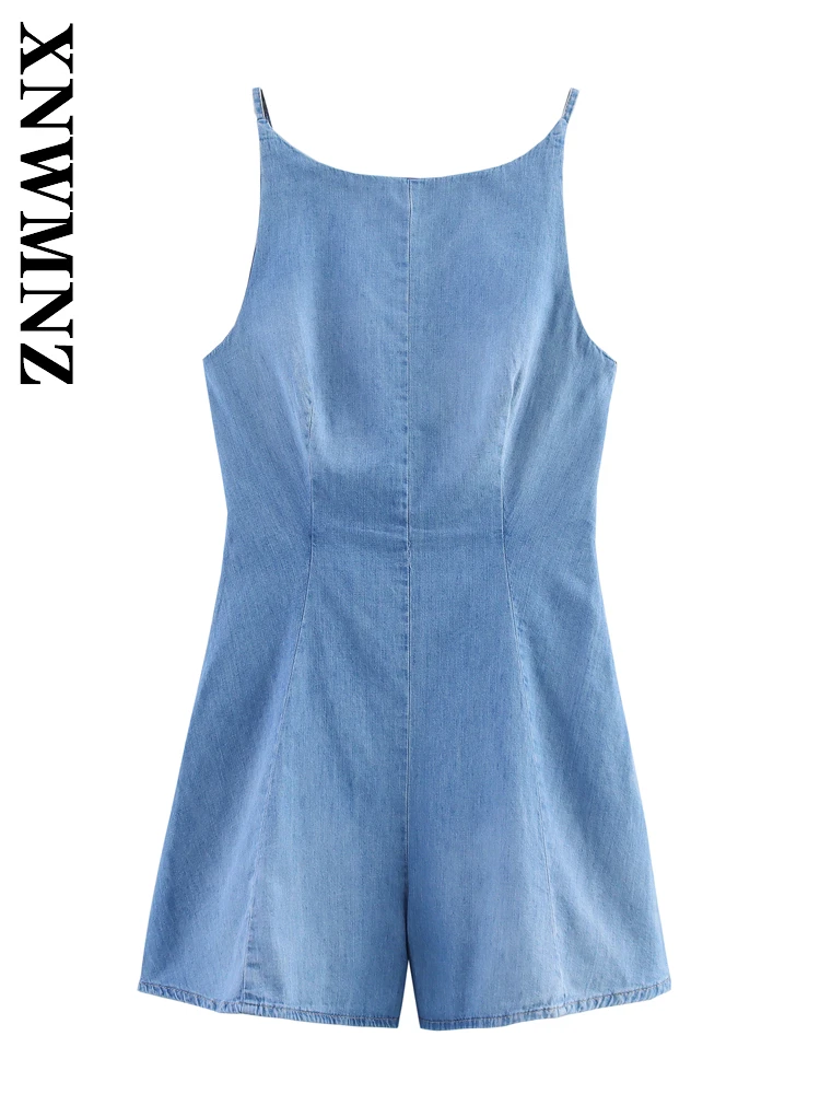 XNWMNZ 2025 Summer Women Clothing Party Simple Shoulder Denim High Waist Chic Woman Sleeveless Backless Fashion Tie Short Pants
XNWMNZ 2025 Summer Women Clothing Party Simple Shoulder Denim High Waist Chic Woman Sleeveless Backless Fashion Tie Short Pants