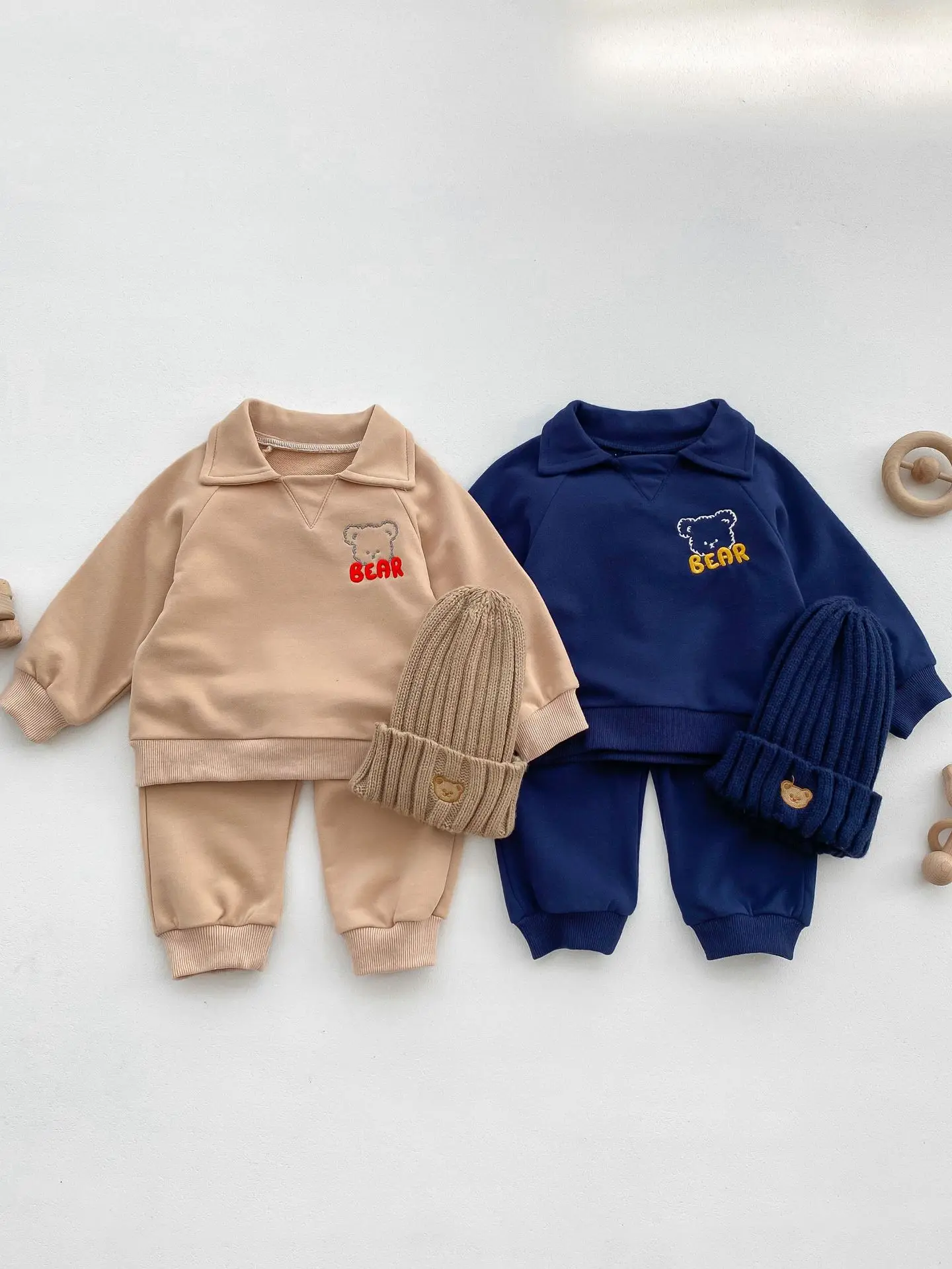 Cartoon bear Baby Boy's girls Tracksuit 2024 Spring Loose Fashion Children Sweatshirt Toddler Costume Kids Sweatpants Set
Cartoon bear Baby Boy's girls Tracksuit 2024 Spring Loose Fashion Children Sweatshirt Toddler Costume Kids Sweatpants Set