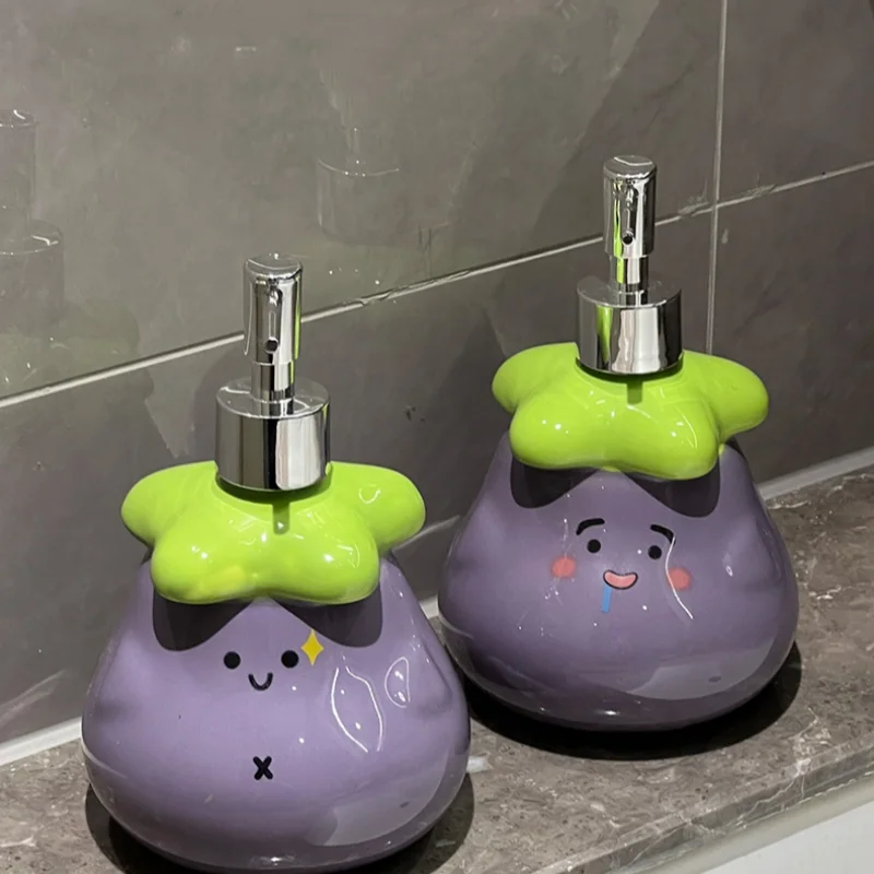 Cute Eggplant Emulsion Bottle Pressing Hand -Toilet Bottle High -End Home Bathroom Shampoo Ceramic Packing Bottle
Cute Eggplant Emulsion Bottle Pressing Hand -Toilet Bottle High -End Home Bathroom Shampoo Ceramic Packing Bottle