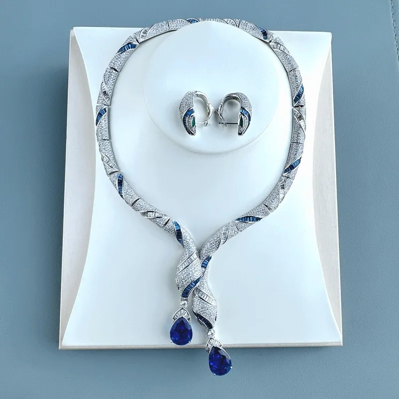 Designer Fashion Necklace Earrings Set Women Inlaid Cubic Zircon Blue Teardrop Snake Pendant Luxury Jewelry Set
Designer Fashion Necklace Earrings Set Women Inlaid Cubic Zircon Blue Teardrop Snake Pendant Luxury Jewelry Set