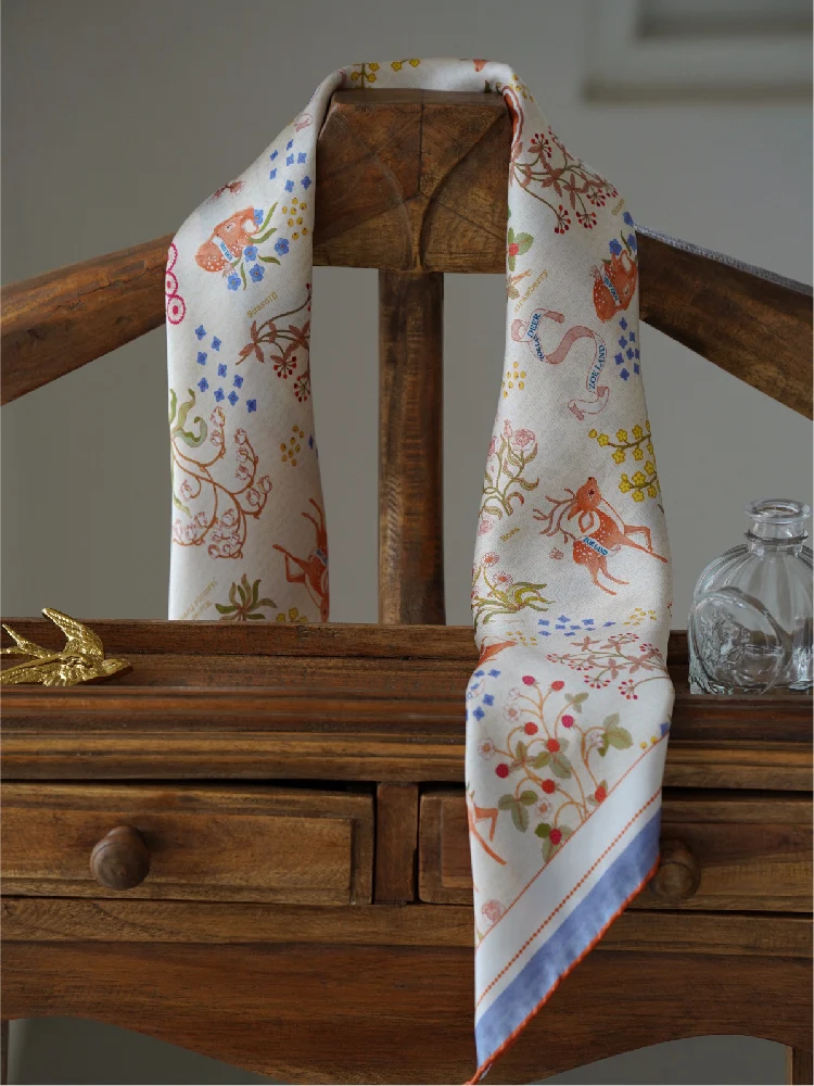 ZOE LAND Spring Silk Scarf Silk Square Vintage Deer Pattern Women's Scarf Floral Print Versatile Large Size
ZOE LAND Spring Silk Scarf Silk Square Vintage Deer Pattern Women's Scarf Floral Print Versatile Large Size