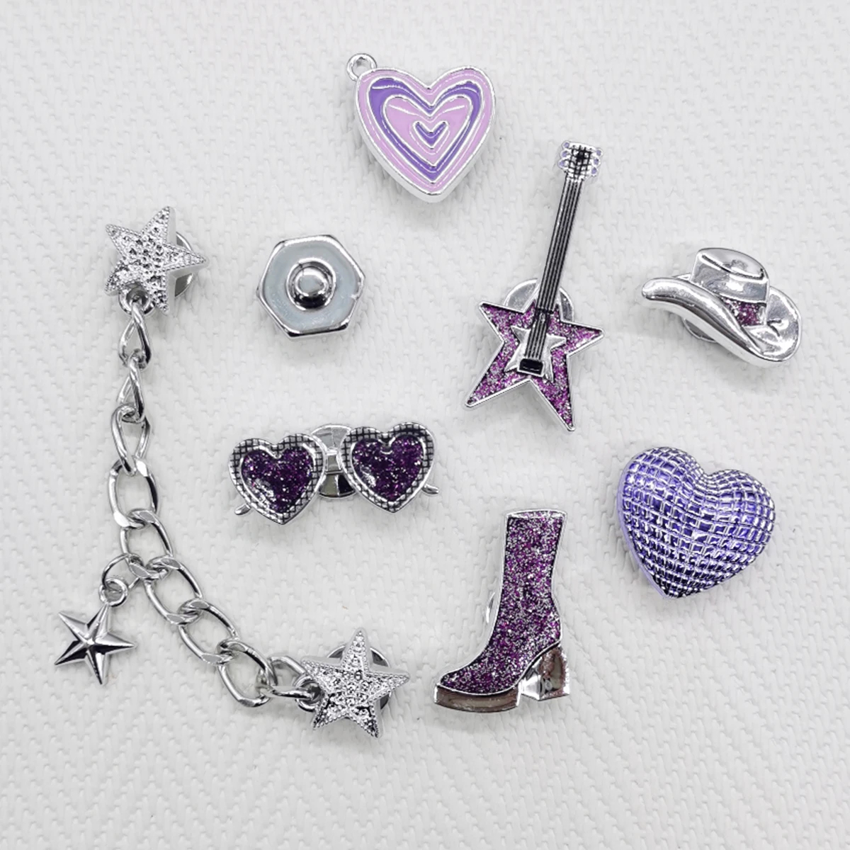 8PCS Purple Punk Rock Shoe Charms DIY Chain Decorations Music Guitar Clog Shoes Buckles Accessories Heart Shaped Shoe Clips
8PCS Purple Punk Rock Shoe Charms DIY Chain Decorations Music Guitar Clog Shoes Buckles Accessories Heart Shaped Shoe Clips