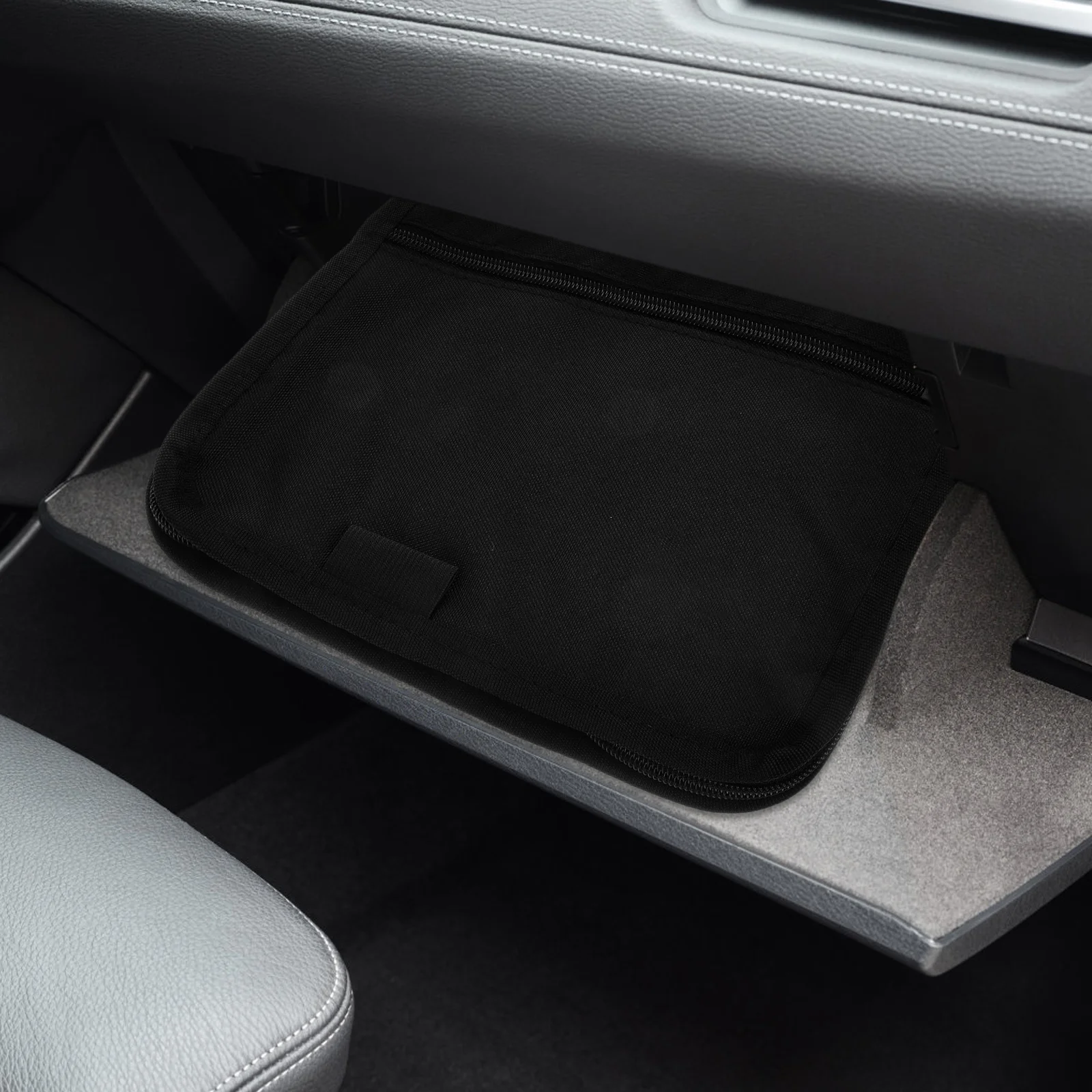 Car Document Storage Bag Organizer Glove Box Multipocket Oxford Cloth Durable Portable Large Capacity Paperwork License Holder
Car Document Storage Bag Organizer Glove Box Multipocket Oxford Cloth Durable Portable Large Capacity Paperwork License Holder